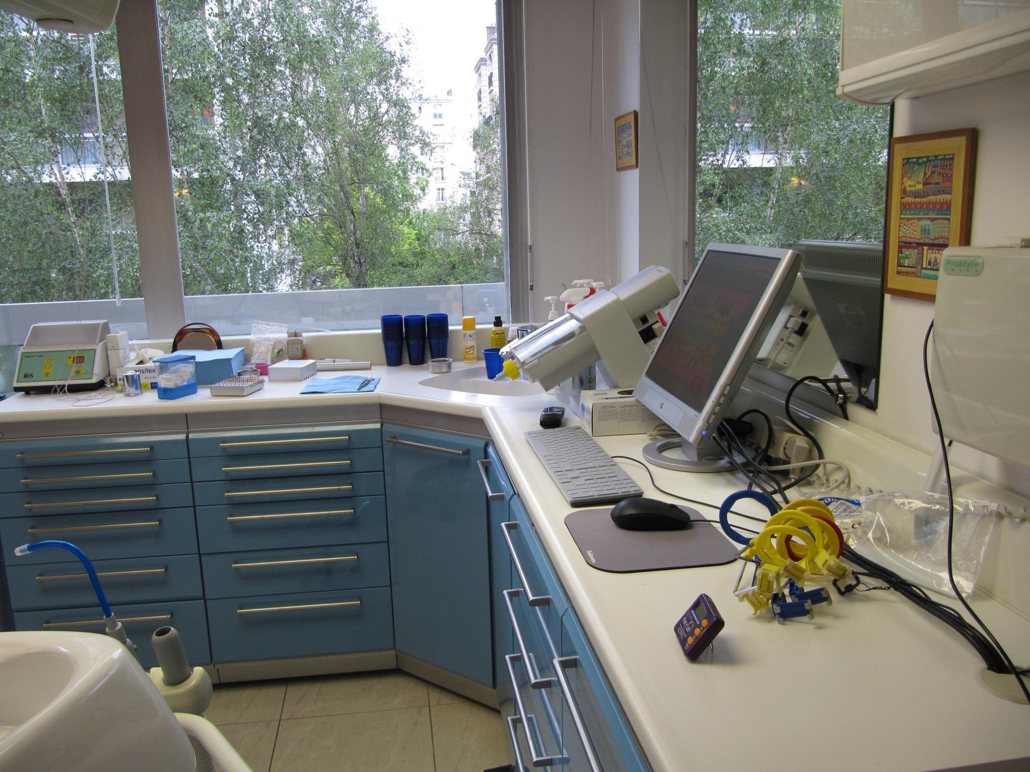 Dentiste Paris 15 Visiter le cabinet dentaire Paris 15| Dr Pierre-Yves Haloua Dentiste